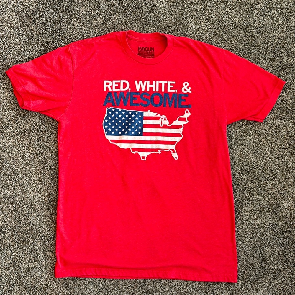 New Raygun patriotic t shirt. Unisex size large